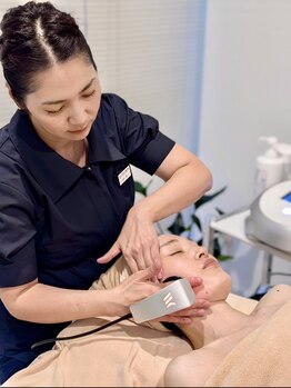 ホウレイ線・たるみ改善！予防ケア