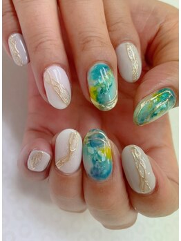 爽やかなニュアンスネイル