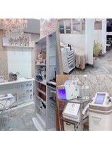 ジュエルボンド(Jewel Bond)/【店内】待合〈一宮市　江南市〉