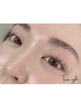 ナチュラル上品な目元にしたい