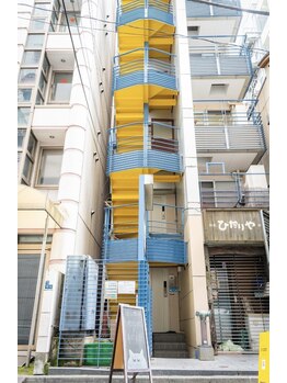 わたげのまにまに/大門駅徒歩30秒のビルです