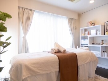 ブランシュ ギンザ(Blanche Ginza)の写真/あごのライン,歪みが気になる…写真で周りの人と比べてしまう…お顔の悩みに。キュッと引き締まった小顔へ