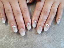 パステル(PASTEL)/ホワイトグラデーションスカルプ