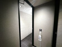トゥウィーサロン 梅田(Tweesalon)/店外♪お手洗いございます