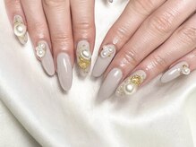ヒールネイル(heal nail)/greige×perl×スタッズ