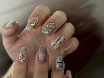 ユーミー 北堀江店(Yu_me)の写真/【パラジェル導入】2.3ヶ月モチが持続するジェルチップで短いお爪でも長さだしが可能♪丁寧ケアでモチ◎