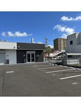 アン ビューティー(ann beauty)/駐車場は充実の5台完備