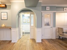 メリア(Melia)/施術のお部屋やパウダールームへ