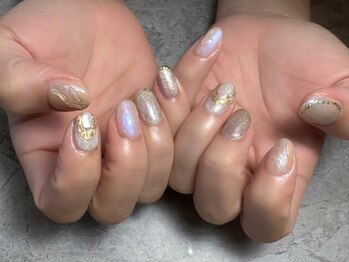 コードプラス 六本松(Code plus)の写真/持ち込み◎【つけ放題60分¥8500】隠れ家サロンで心もゆったり、手元も華やかに!爪に優しいフィルイン可能◎