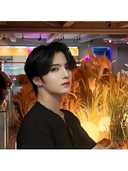 ルイ(Louis)/メンズに特化した眉毛サロンです