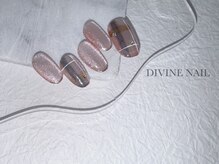 ディバイン ネイルズ(DIVINE NAILS)/ ジェルアートやり放題
