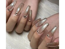 カズネイル(Kazu nail)の雰囲気（うっとりする程の長さ出しネイルをしてみてください）