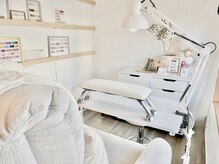 カルアネイル(Calua nail)の雰囲気（半個室のリクライニングチェアでリラックス）