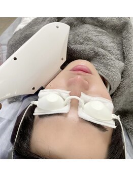 ビオプラス(BIO PLUS)/【脱毛】ヒゲ脱毛施術風景