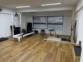 Pilates Studio SALUTE 【ピラティススタジオサルーテ】/