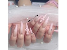 サイナネイル(Shine Nail)の雰囲気（豊富なパーツとカラーで理想の指先へ）