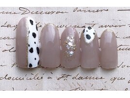 ハンド・フットネイル各7700円