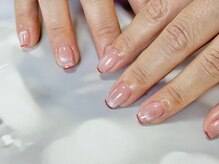 サラ ネイル(Sara Nail)/ビー玉マグ×フレンチライン