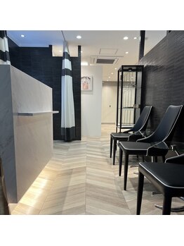 まつげエクステ専門店 ヴィーナスラッシュ 自由が丘店(Venus Lash)/【ウエイティングスペース】