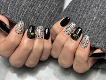 ネイルサロン 虹色/