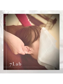 セブンラボ ドライヘッドスパ(7Lab Dry Head Spa)/耳ツボ施術