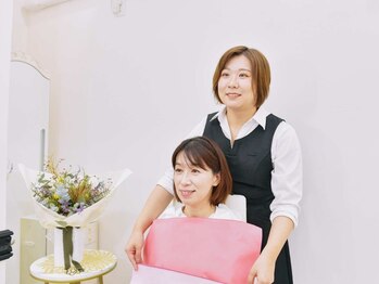 ロータスシャイニング(LOTUS SHINING)の写真/年齢を重ねた“大人女性”へ。本当に「似合う」を見つける診断を！あなたの魅力を最大限に引き出します◎