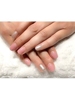 シンプル系（オフィス・日常）が得意