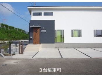 ビーアット/駐車場１