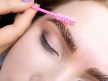 アイラッシュサロン ダイアナ(Eyelash Salon DIANA)の写真/〔ハリウッドブロウリフト/美眉WAXスタイリング〕眉毛で変わるお顔の印象☆★メニュー・クーポン掲載中☆