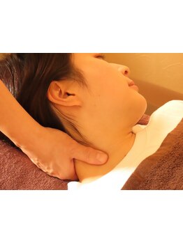 首・肩のつらさを改善したい