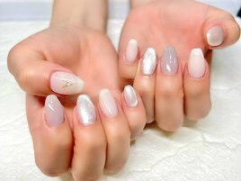イニシャルネイル