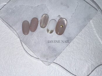 ディバイン ネイルズ(DIVINE NAILS)/ ジェルアートやり放題