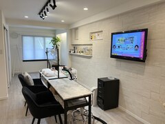 Royal nail Saloon 【ロイヤルネイルサロン】