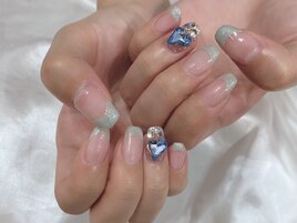 くすみブルーフレンチ