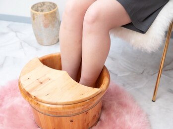 アネム(Anemu lune)/足元から巡りを整える足湯