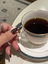 ブラウンレッドマグ×レース柄