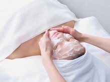 pure/ピーリング施術風景