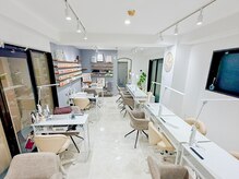 ヒカリネイル 池袋店(Hikari Nail)の雰囲気（明るく清潔感のある空間で心地よい時間を♪）