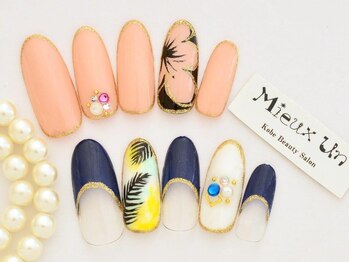 ミューアン(Mieux Un)/モノトーンフラワー・ボタニカル