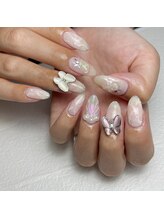 ゆちたの部屋/大人ホワイトな夏ネイル