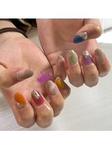 テラックス/カラフルネイル