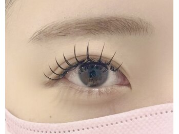 アイ ネイル スキン リリー(EYE NAIL SKIN Lily)/