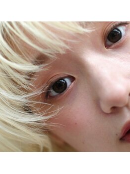 ファボリ(favori nail×eyelash)の写真/[ビューラー要らずで朝のメイクも楽チン*パリジェンヌ平日限定¥3630]ナチュラルなのに目を惹く美しい瞳へ♪