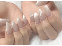 ニーネイル 阿波座(nii_nail)/乳白色マグネットネイル