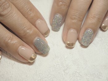 B's amor 大府店 Nail design