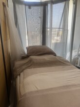 クリスタリオサーナエヌ 自由が丘(crystallo Sana N)/光溢れる店内　自由が丘を一望