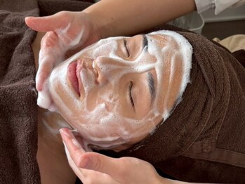 イディアル(IDE'AL)/ハンドフェイシャルマッサージ