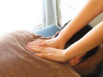 ウリア(ULIA)の写真/【無料駐車場有】つらい首肩こり・眼精疲労に◎完全個室の癒し空間でもみほぐし＆ヘッドスパ♪男女歓迎！