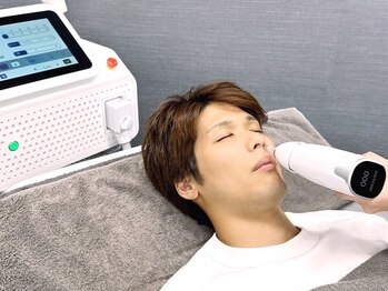 ナンバースリーメン 松戸店(N3MEN)の写真/【最新LED脱毛機×脱毛資格所持】最小限の痛み&強力アプローチでツルっと美肌![無理な勧誘無し!都度払いOK]