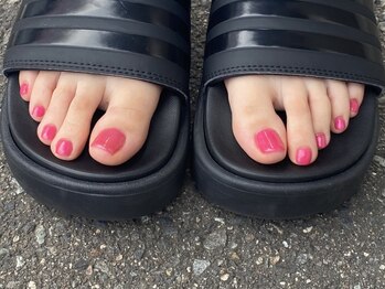 エヌエー(N.A)の写真/フットネイルの季節がやってくる!【初回オフ無料☆フットワンカラー¥7000】ハンドネイルが出来ない方に◎